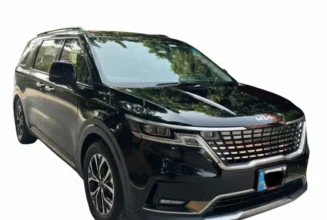 7 and 9 Seater Car Rental in Lahore